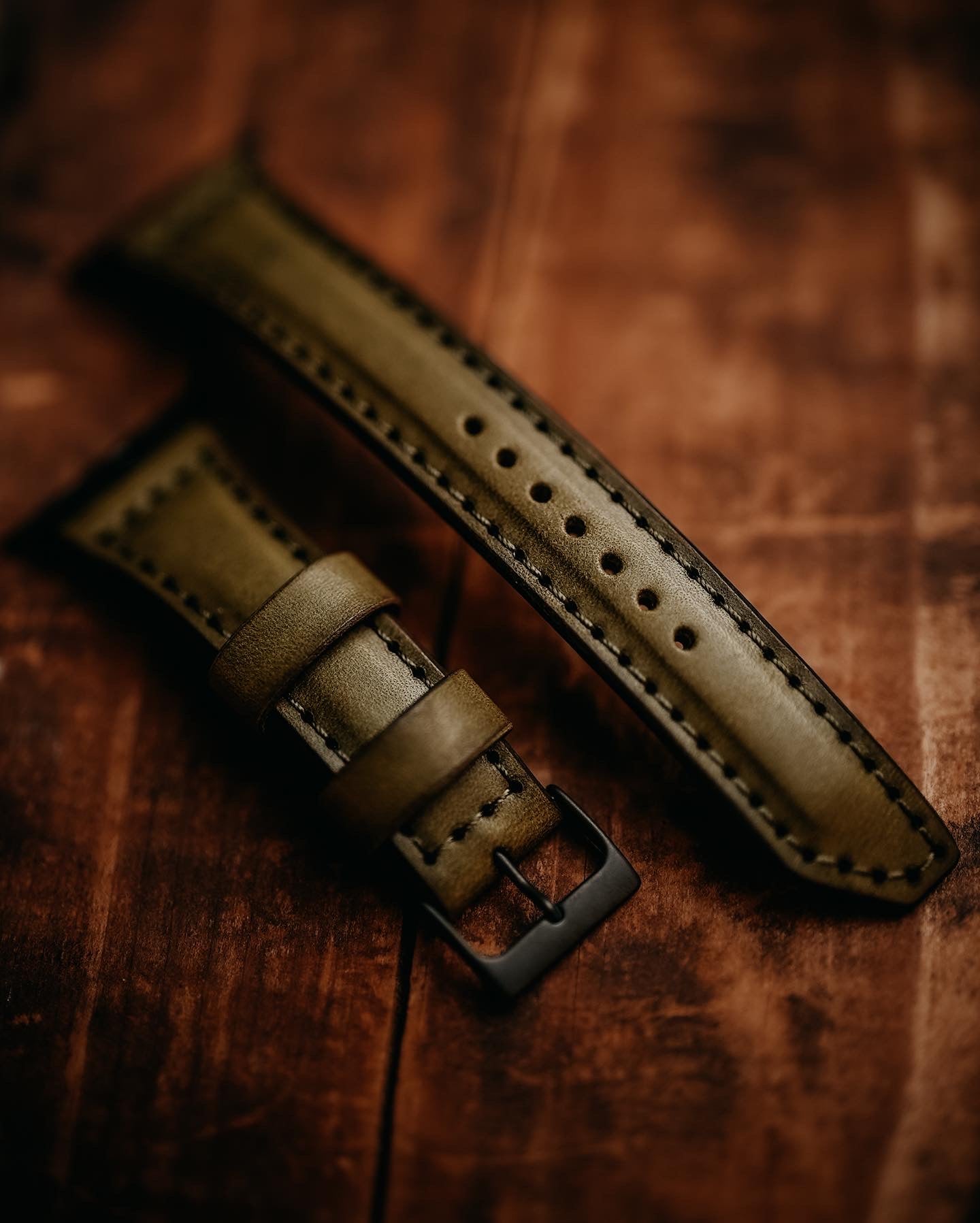 LKG APPLE WATCH STRAP - Olive