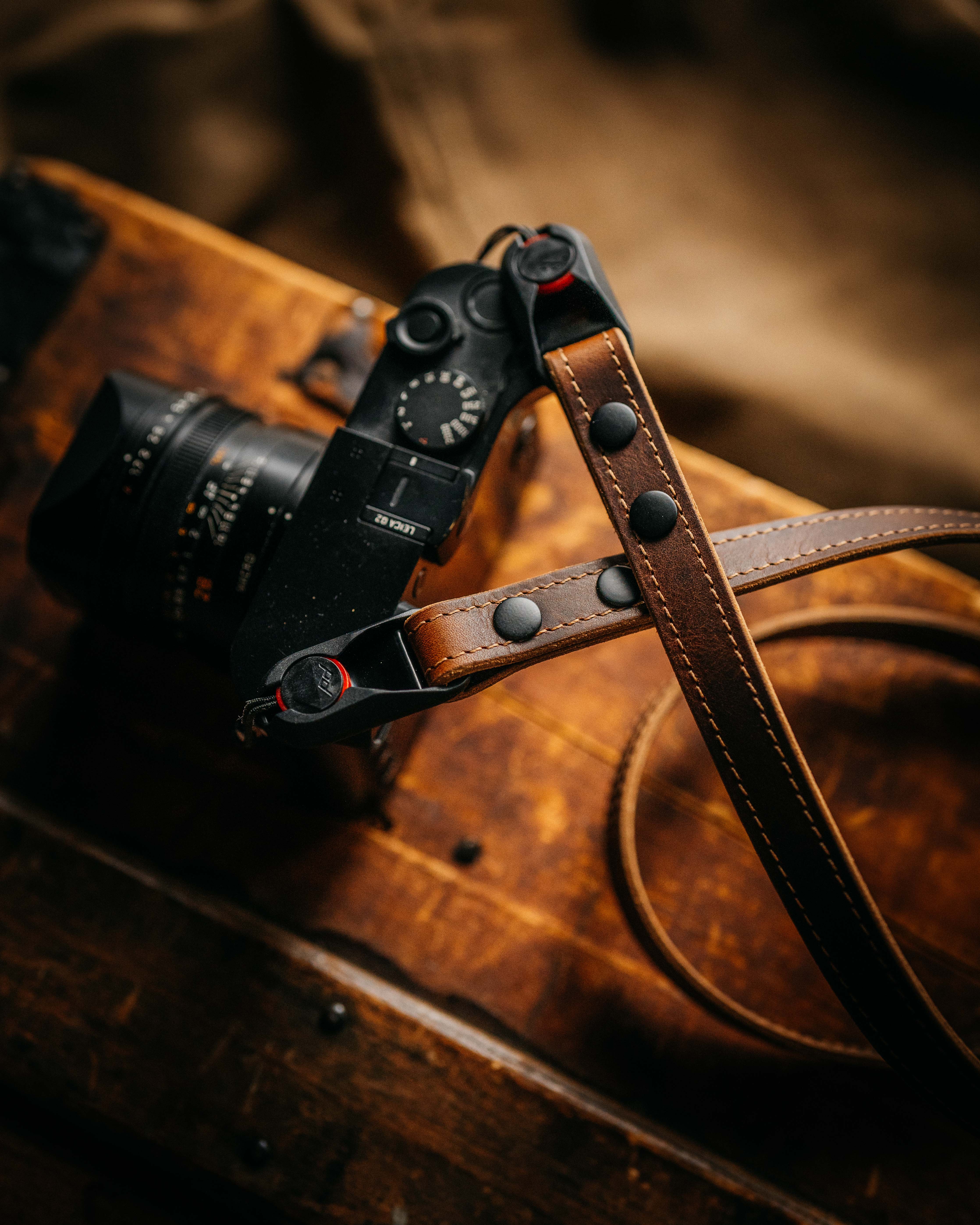 LKG - CAMERA STRAP (RUGGED TAN)