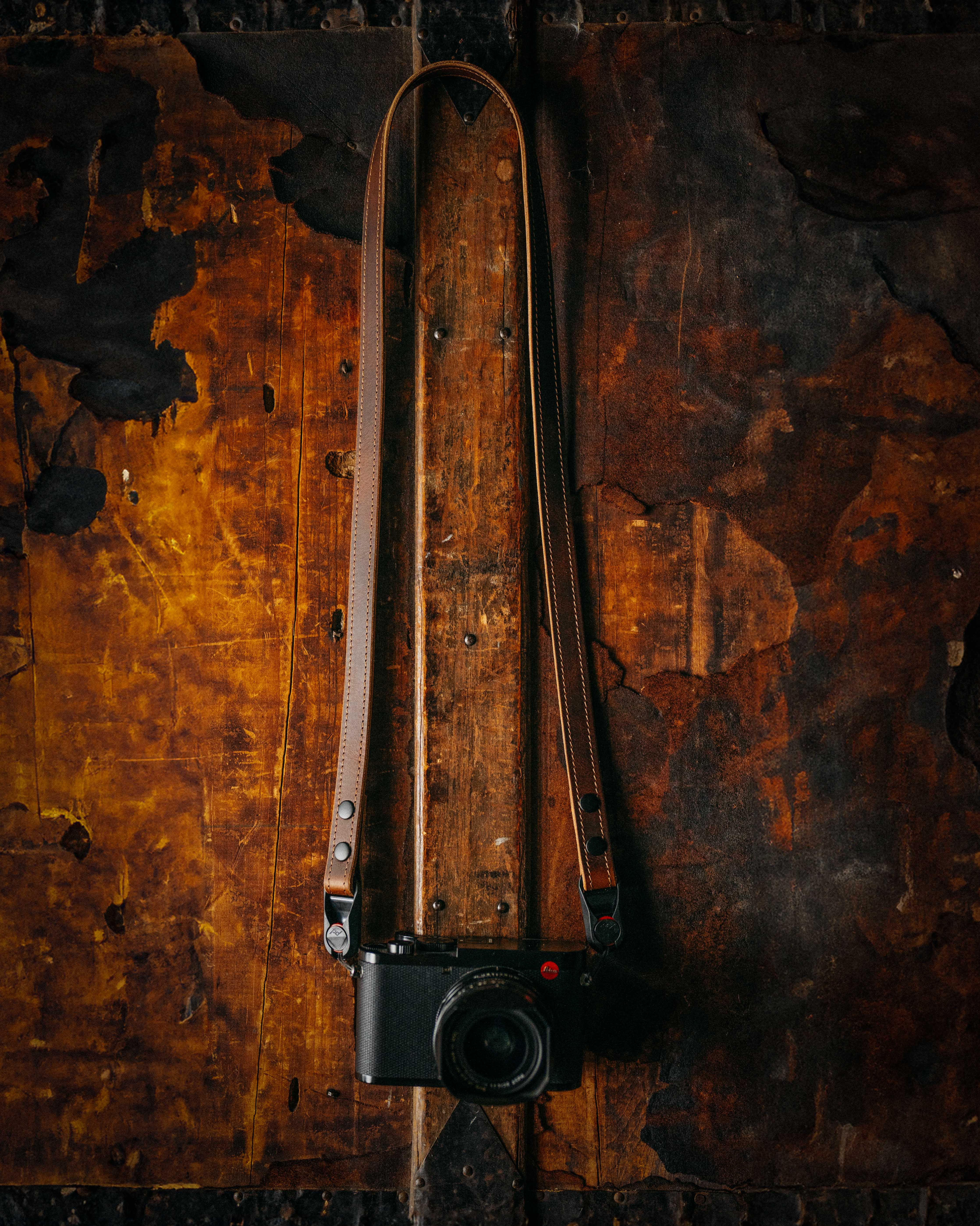 LKG - CAMERA STRAP (RUGGED TAN)