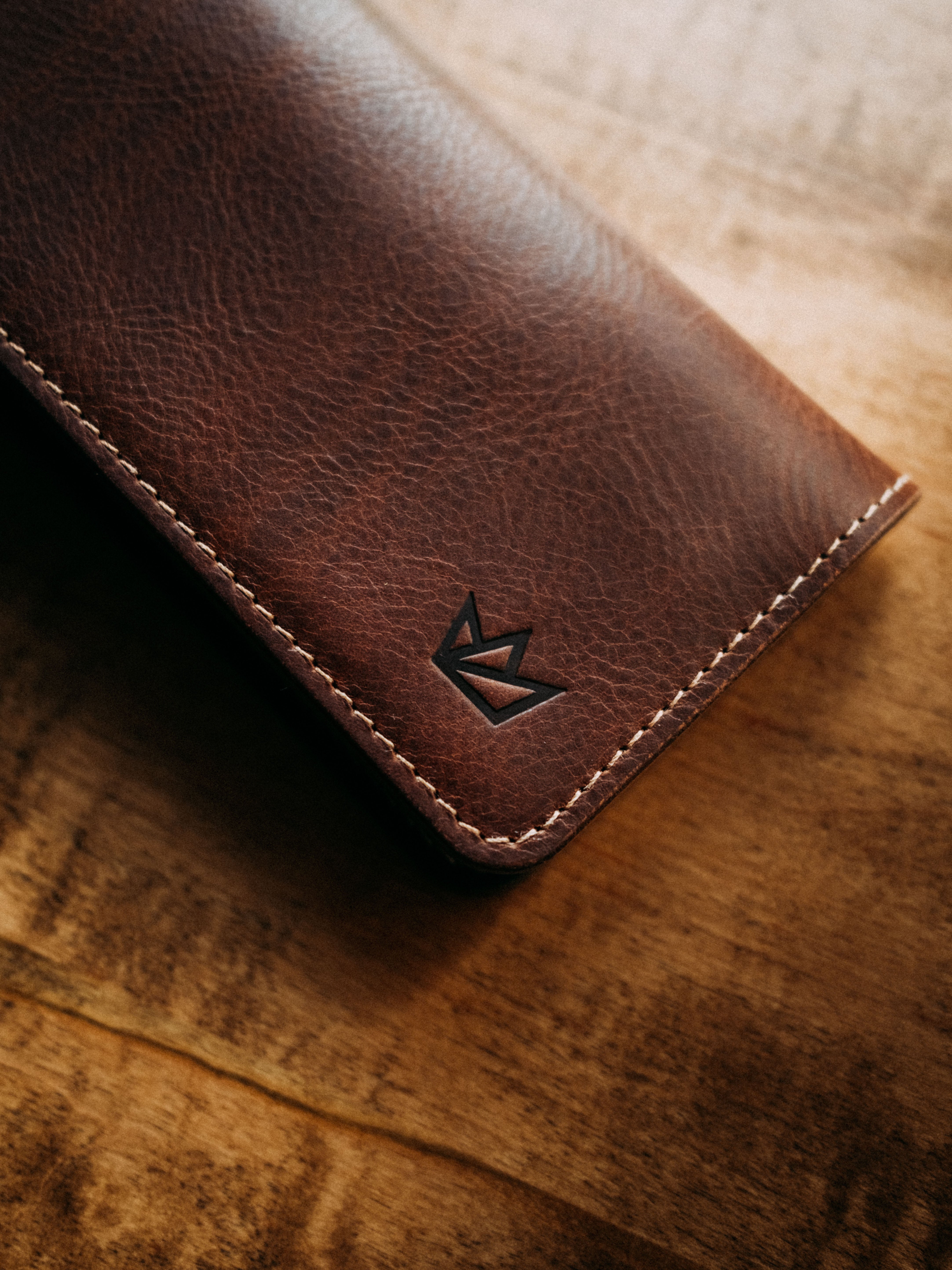 THE LONG WALLET