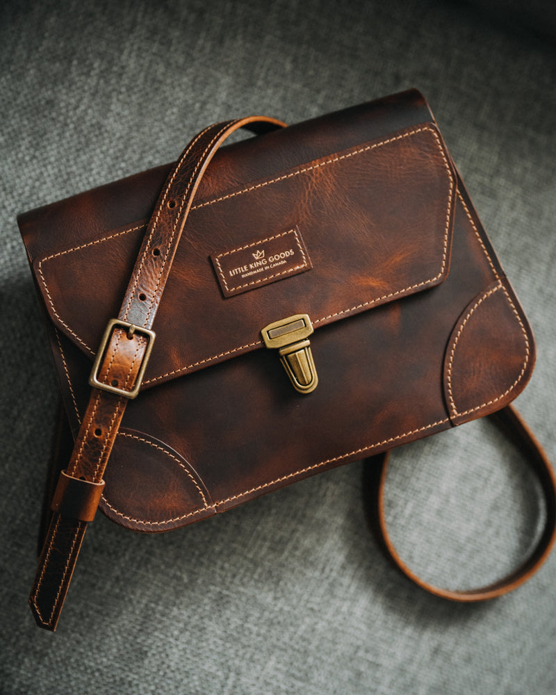 Crossbody & Purses