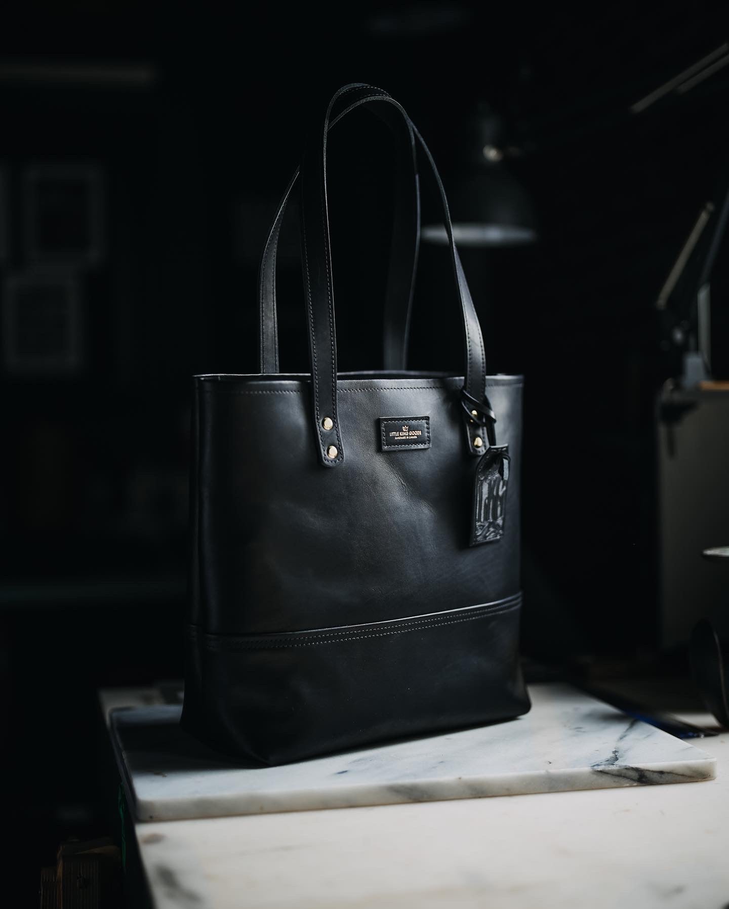 The Market Tote - Black & Gold