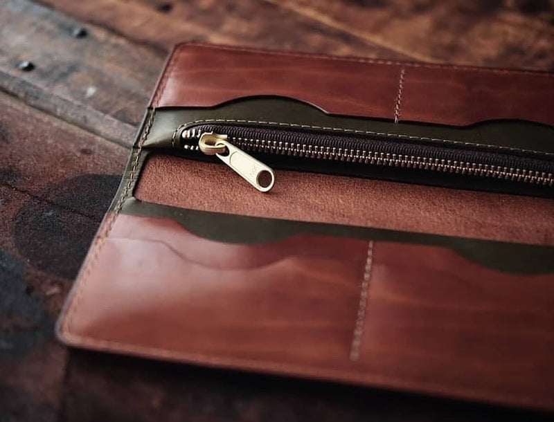 THE LONG WALLET - OLIVE & BUCK BROWN