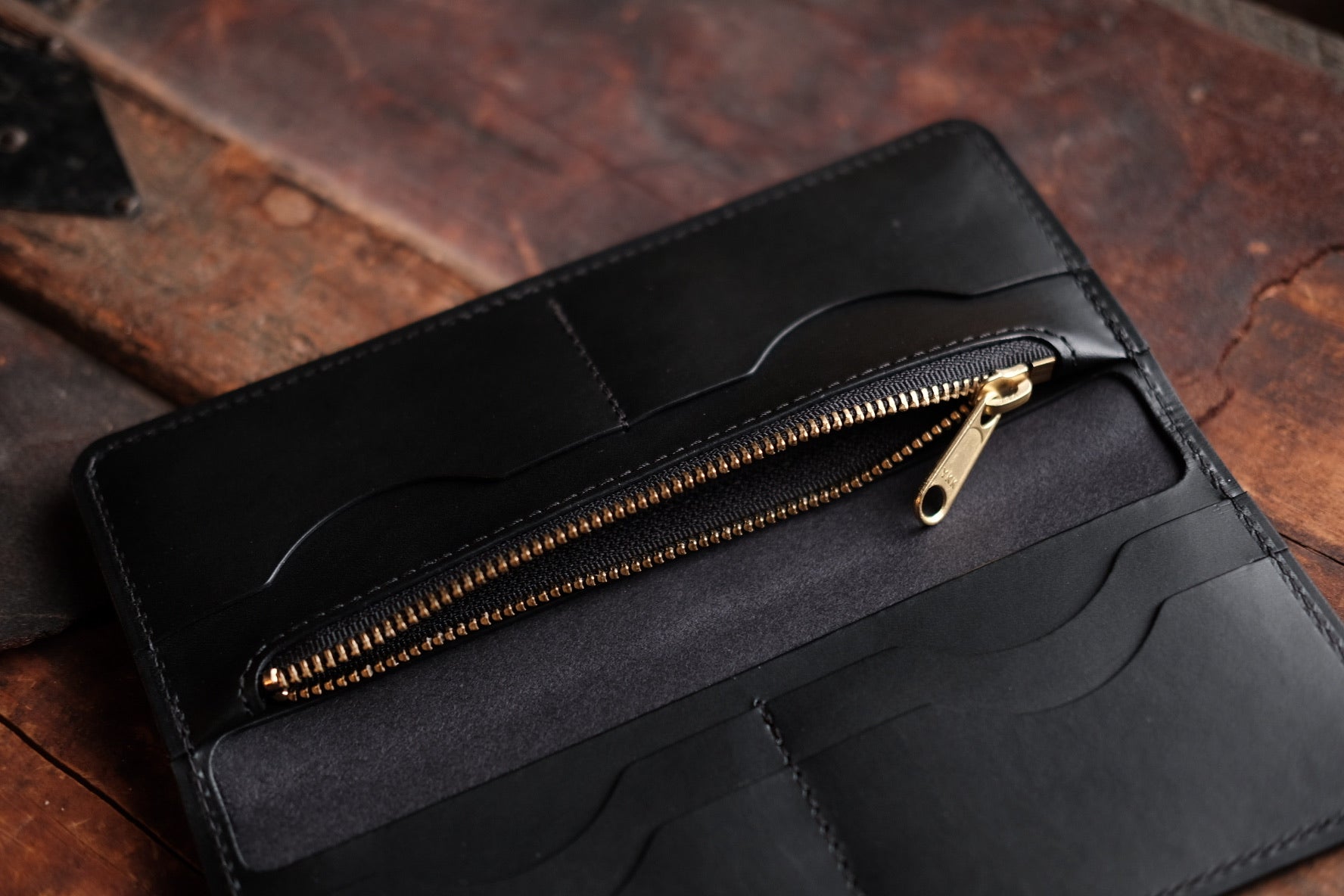 THE LONG WALLET - BLACK