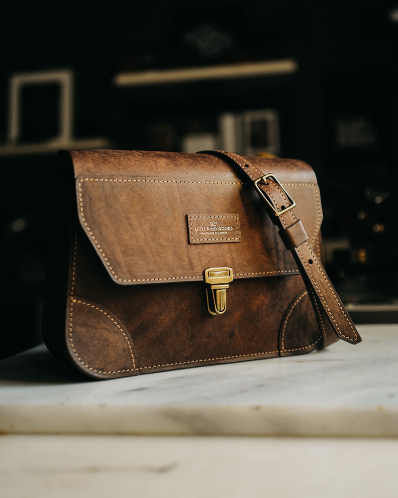 Viajero Handmade Leather Crossbody Bag