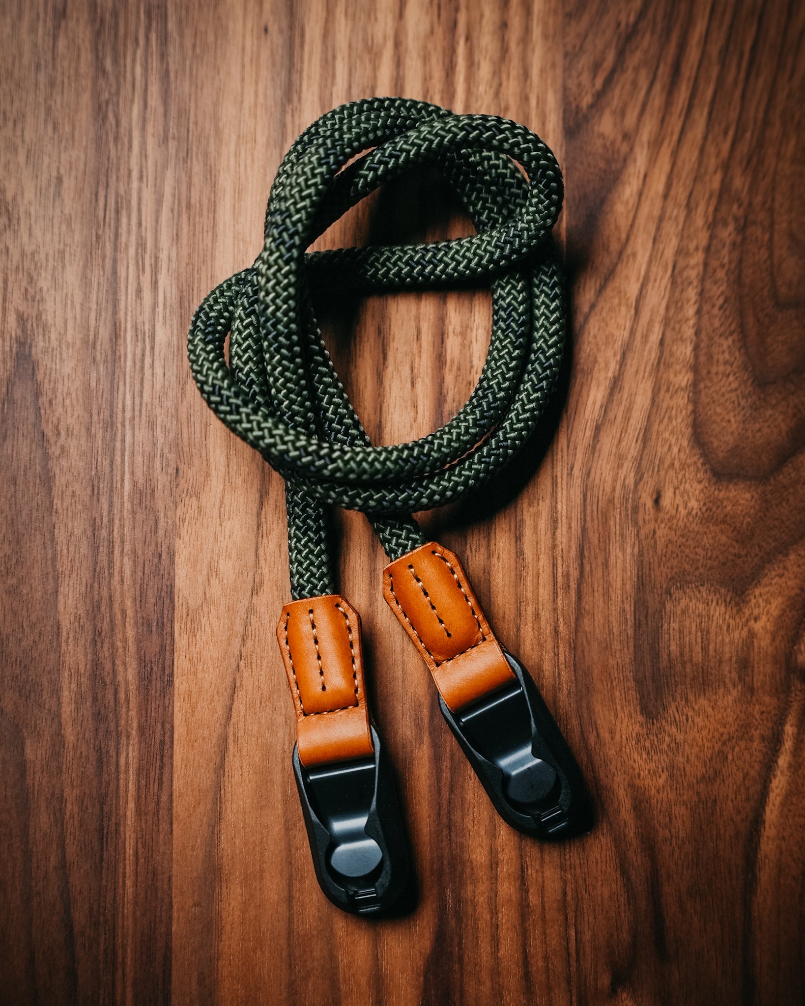 BRAIDED CAMERA STRAP