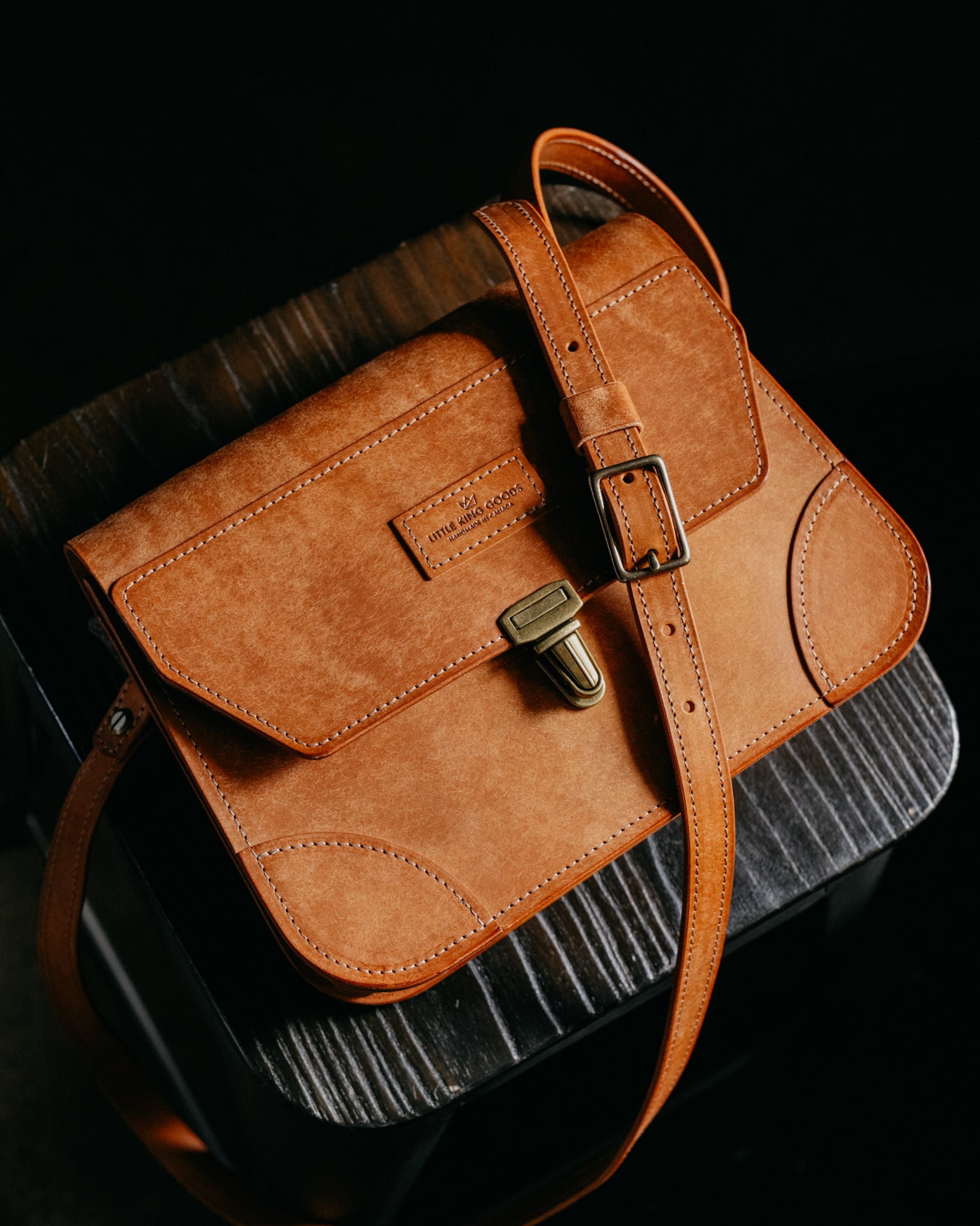 The Traveler Crossbody Bag - Italian Pueblo